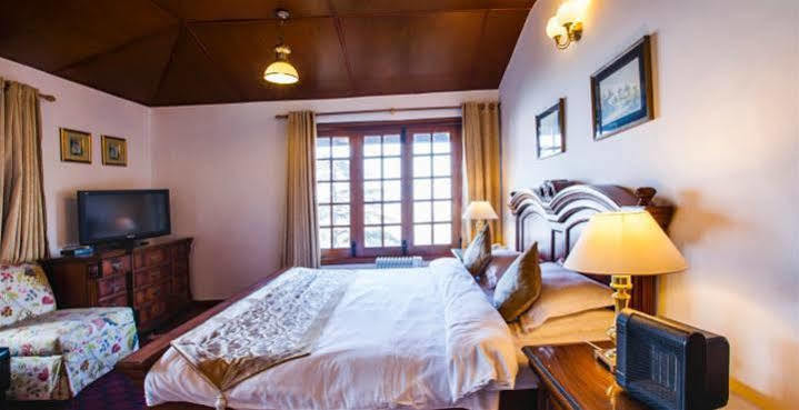 Ferienwohnung The Amber Vermont Estate Masuri Exterior foto